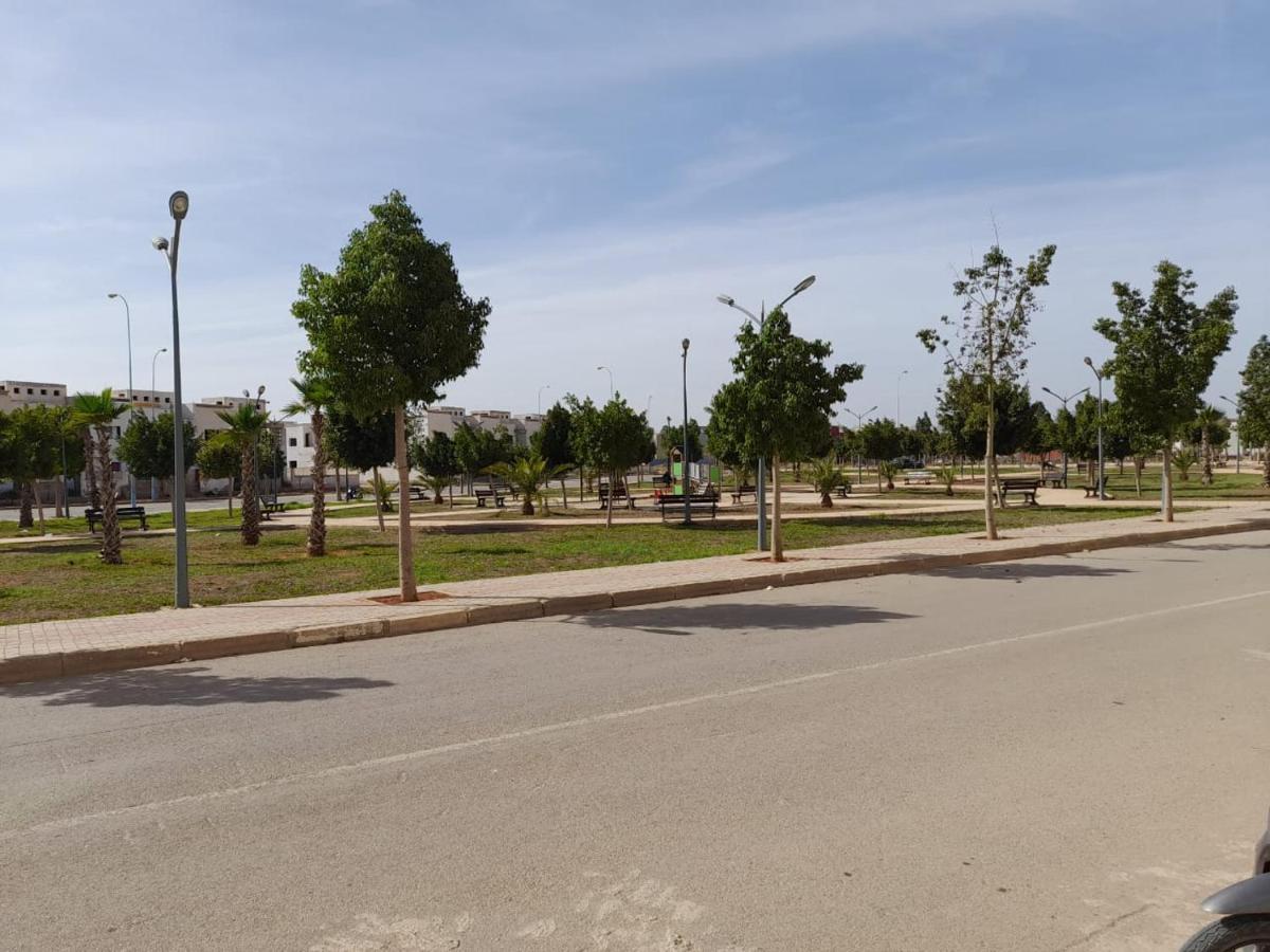Appartement Nador Wifi Gratuit Clima Mobile Exterior foto